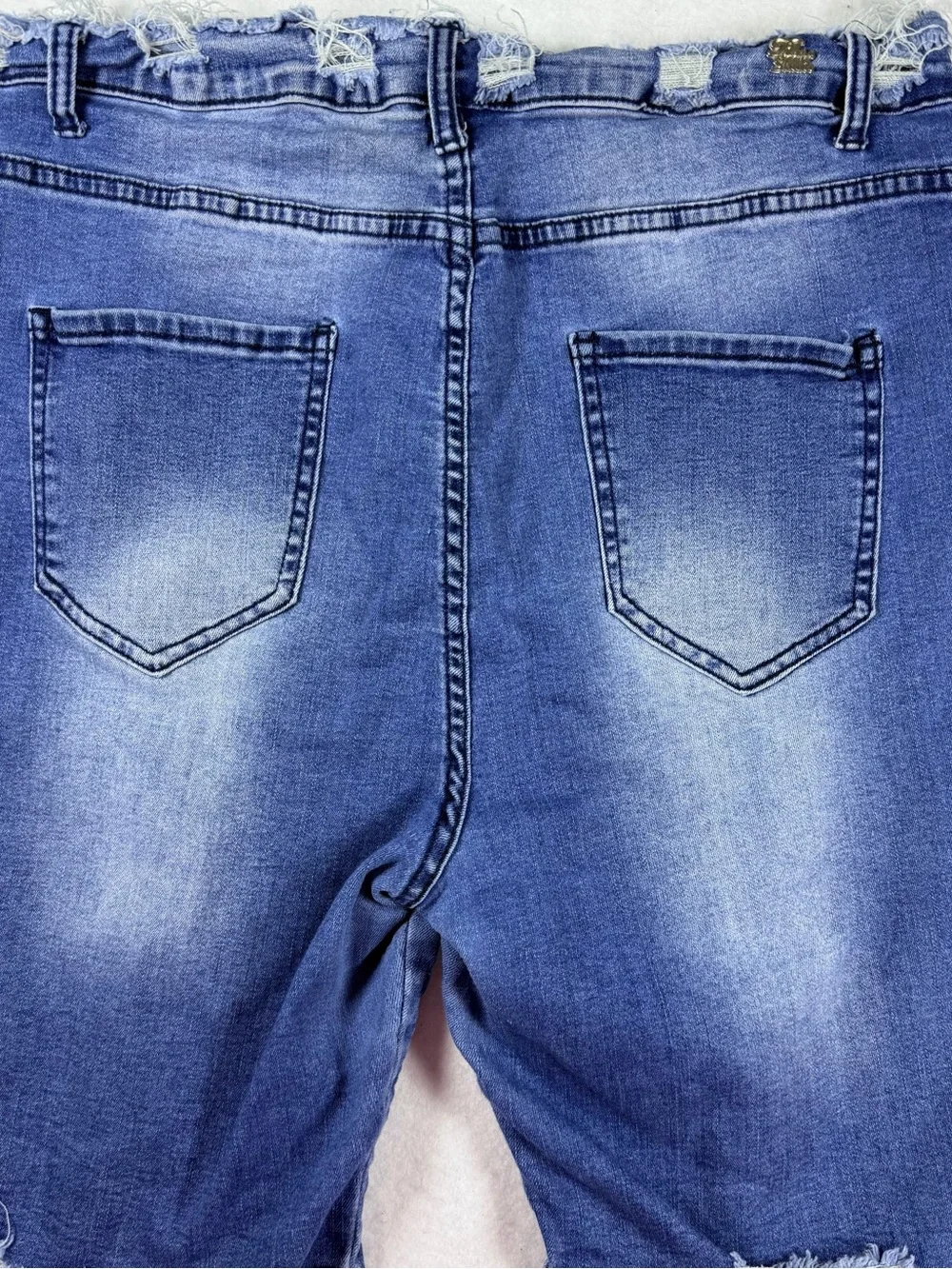 Roma Studio 16 Y2K Distressed Bermuda Jorts Frayed High Rise Denim Shorts